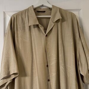 Tommy Bahama 100% silk Men's Tan Button-Up Jacket